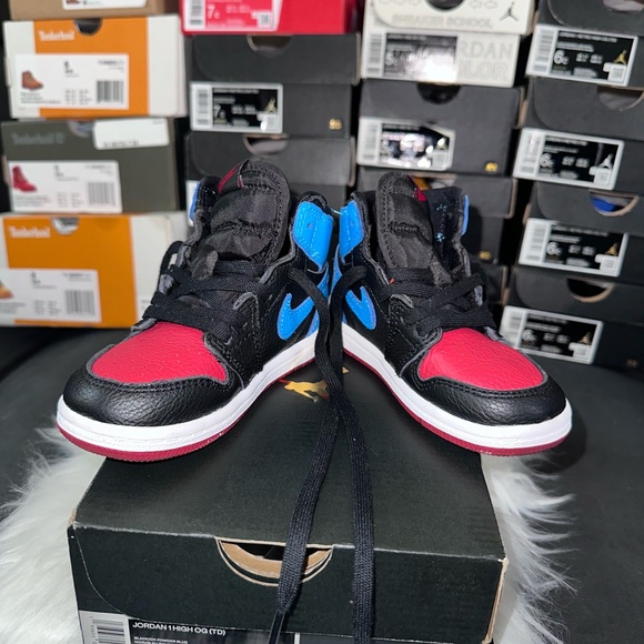 Jordan Kids Sneakers - Black, Red, and Blue - Picture 3 of 4